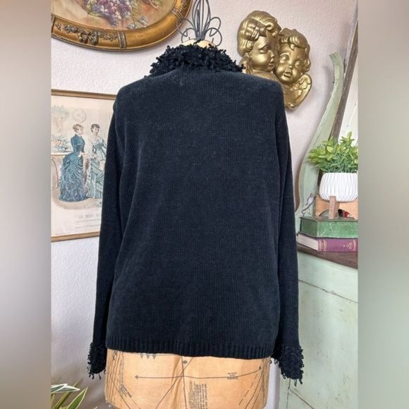 Carolina Colours Plus 90s Black Shag Cuff & Collar Cardigan Sweater sz 18/20 - Picture 7 of 11